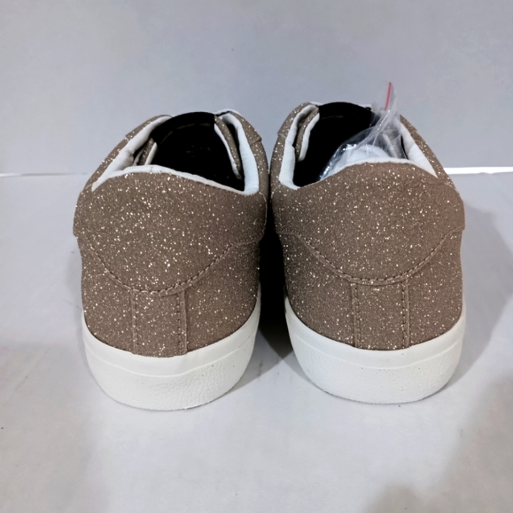 Vintage Havana Women's (Size 7.5) Gold Distressed Suede Fashion Sneakers (NWOT) - Picture 7 of 10
